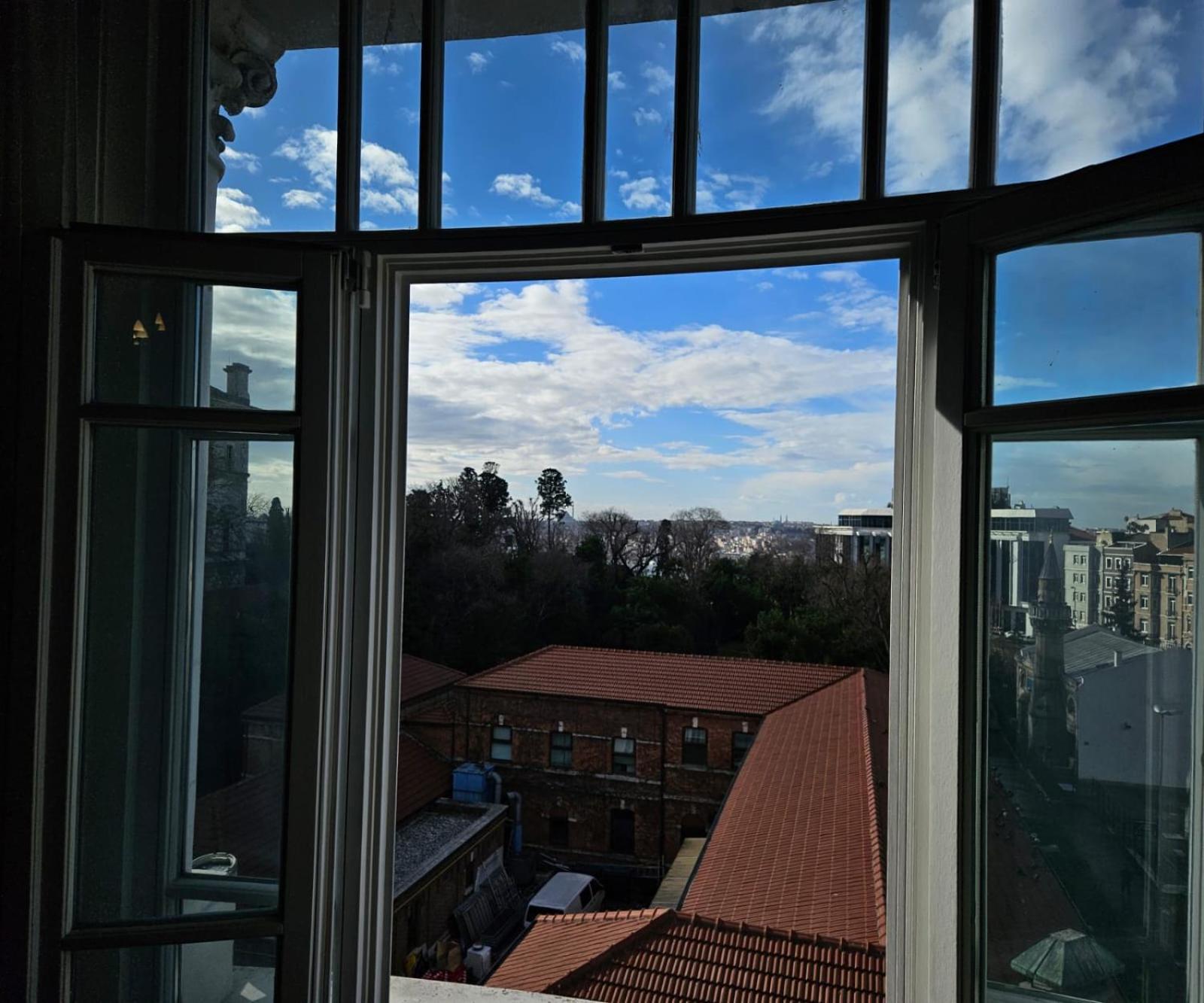 Lina Hotel Taksim Pera former walton hotel Istanbul Bagian luar foto