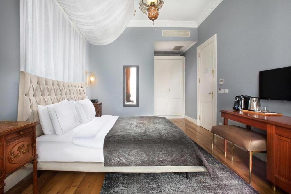 Lina Hotel Taksim Pera former walton hotel Istanbul Bagian luar foto
